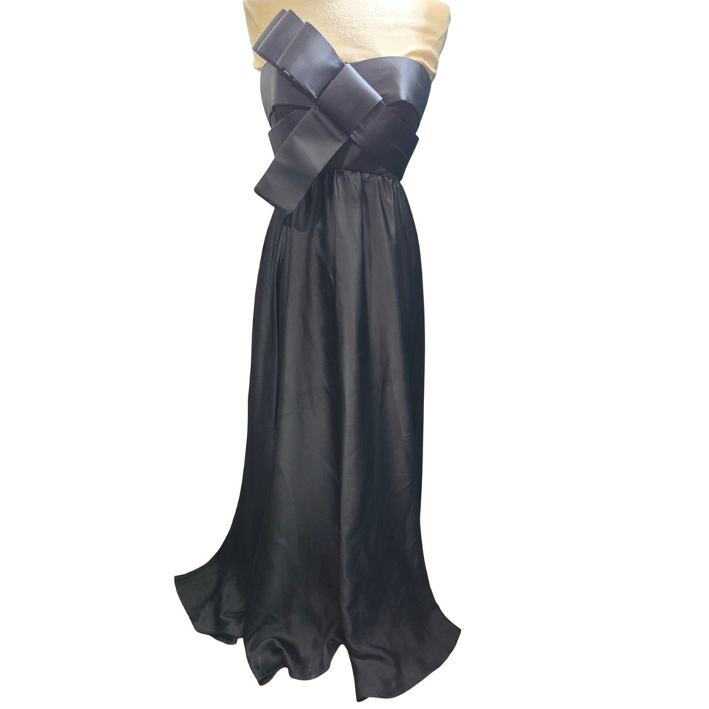 JS Collections Black Strapless Gown with Oversized Bow Detail Size 6 Formal Maxi